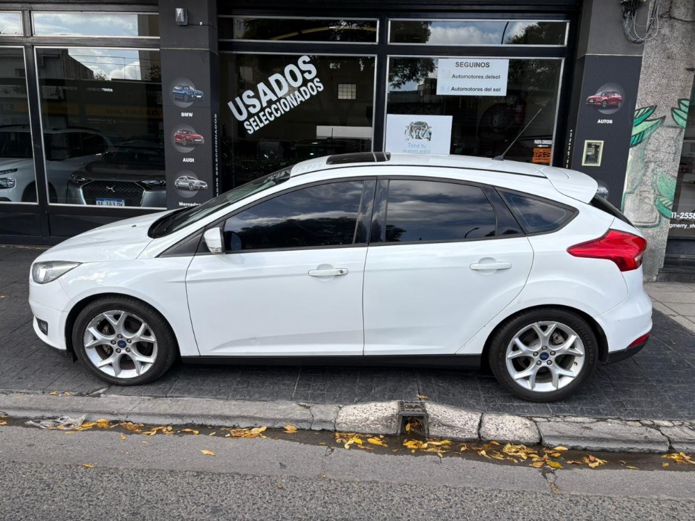 Ford Focus III 2.0 SE Plus — foto 3